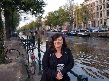 Irina Iordache, analist financiar în Țara Galilor: "Acasă n-aș fi reușit să fiu pe picioarele mele la vârsta asta"