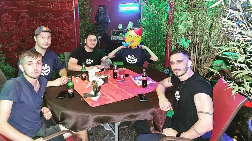 Justițiarul de Berceni și echipa lui. Foto: Facebook