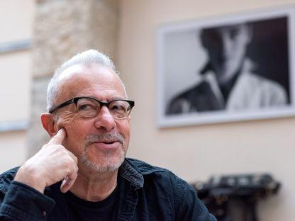 Poetul Andrei Codrescu: "Toată realitatea va fi desenată de un inginer și va avea happy ending"