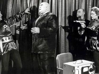 Plan 9 from Outer Space. Fermecător de prost