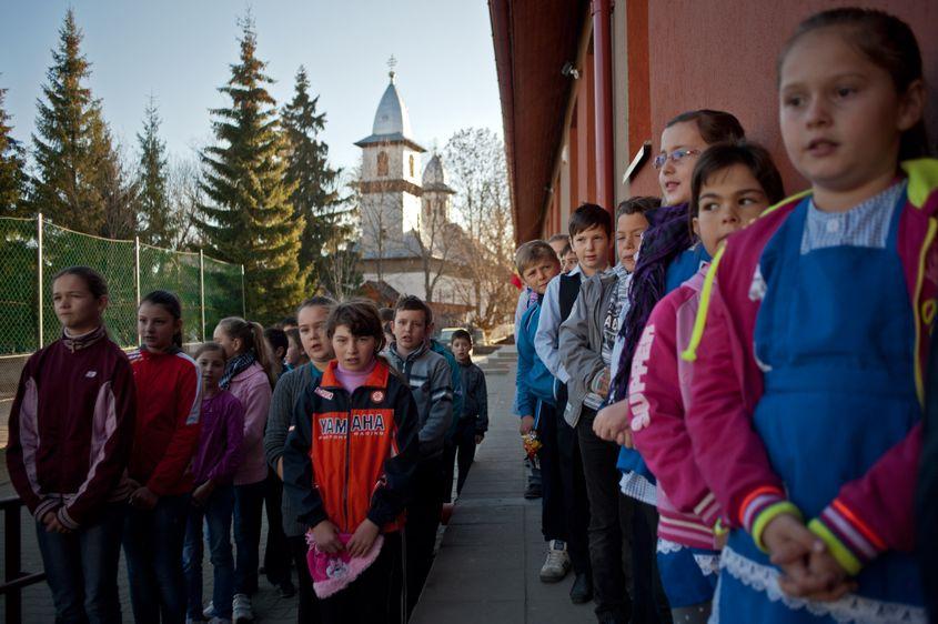 Lipsa accesului la servicii de sănătate poate influența viitorul copiilor pe termen lung. Foto: Raul Ștef