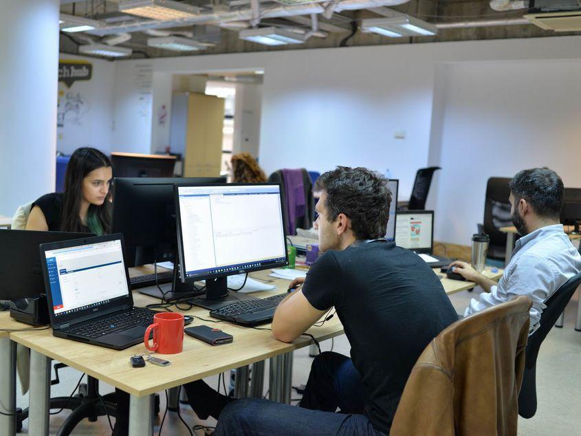 IT-iștii "știu ce vor" când își negociază pachetele salariale, spune studiul ARIES. Foto: Lucian Muntean