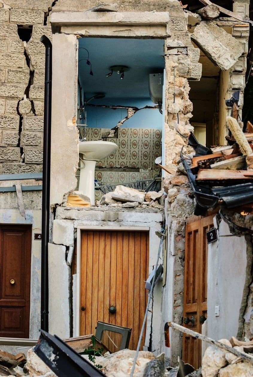 20.000 de case au fost distruse în câteva secunde. Foto: Fbencivenga / Dreamstime.com