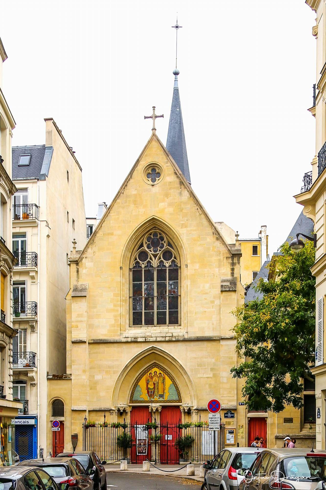 Biserica românească din cartierul latin