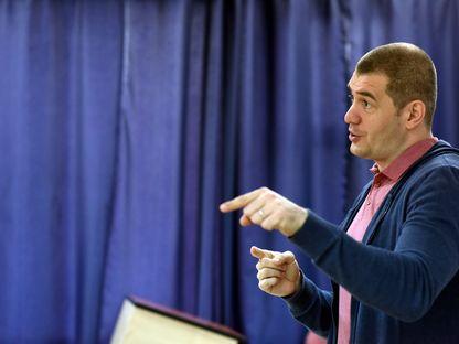 Dragoș Pătraru: TVR e singura fabrică rămasă intactă de pe vremea comunismului