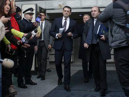 După 596 zile de blocaj, Universitatea “Al. I. Cuza” emite un verdict în cazul plagiatului Olaru/Toader