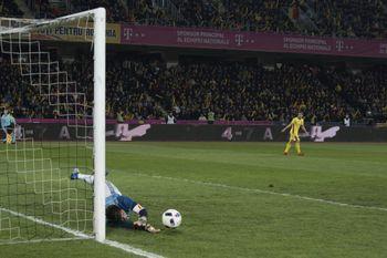 Iker Casillas a avut o intervenție salvatoare la șutul lui Stanciu.