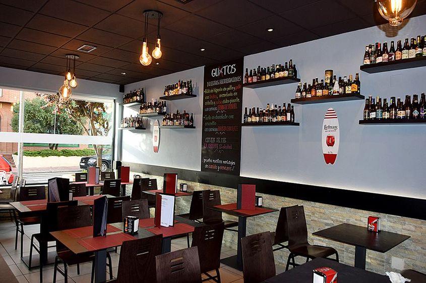 Imagine din restaurantul Guxtos din Alcalá de Henares.