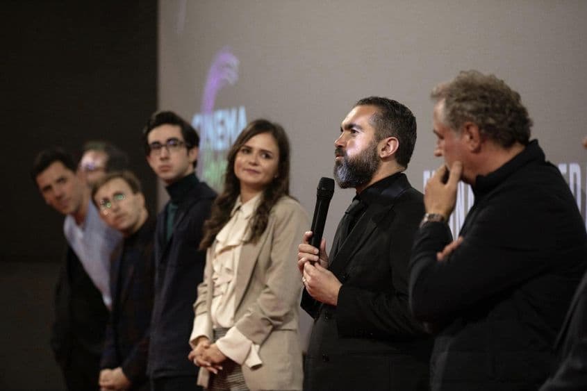 Ciprian Mega lansează filmul 21 de rubini la Oradea în iarna lui 2023. Foto: pagina Facebook a Irinei Laura Mega (c)