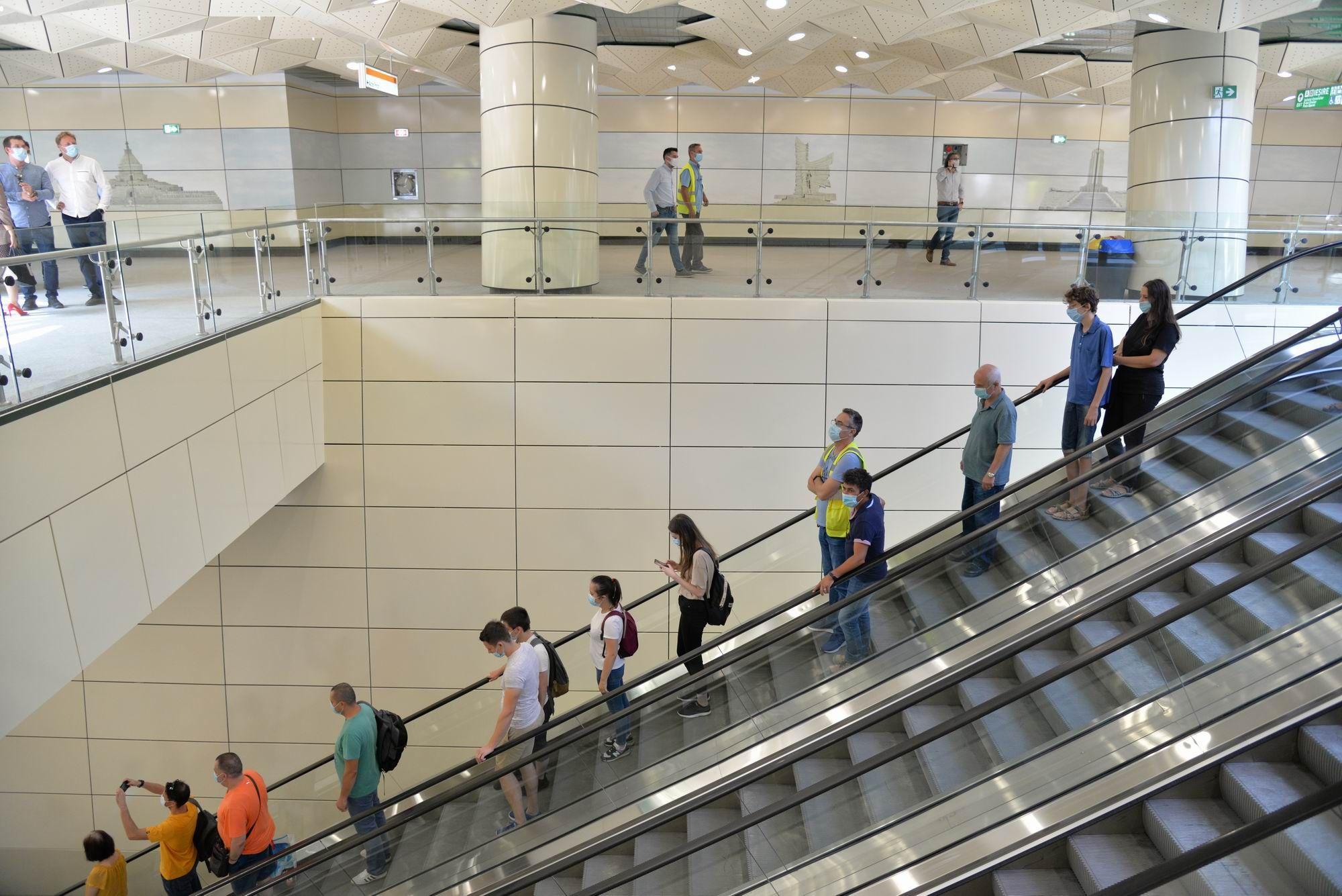 Inaugurarea noii magistrale de metrou M5 Eroilor - Drumul Taberei. Foto Lucian Muntean