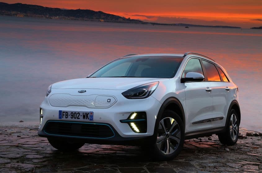 Modelele electrice din 2019 au o autonomie de peste 400 de kilometri și costă, dacă scădem subvențiile de la stat, sub 25.000 de euro.