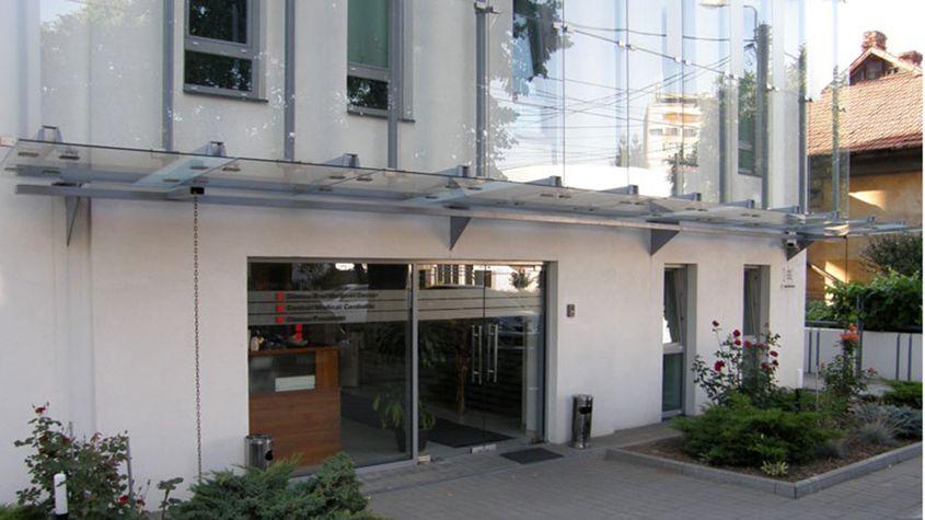 Clădirea de pe strada Franyo Zoltan din Timișoara unde sunt înregistrate CMI Săndesc și CMI Bedreag.