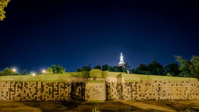 În premieră, FLORA devine The Lighthouse pentru Lights On