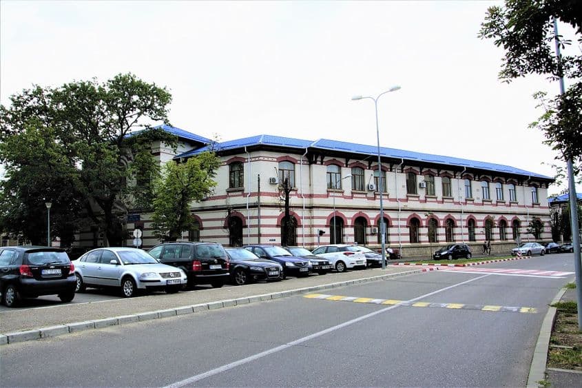 Colegiul Hasdeu a avut parte de o linie de mari matematicieni întinsă pe o sută de ani.