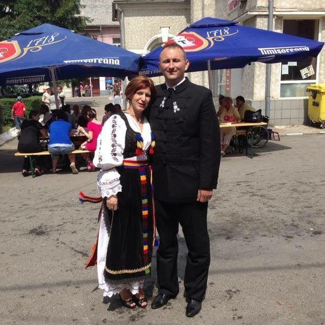 Lorand și soția sa, Meda, la Ziua comunității maghiare din Abrud. Foto: Arhiva personală