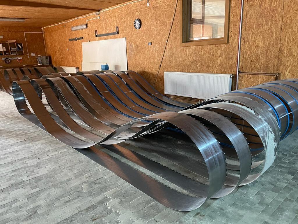 Fierăstraie din fabrica de lemn din Lunca Ilvei. Foto: Arhiva personală Electric Brother