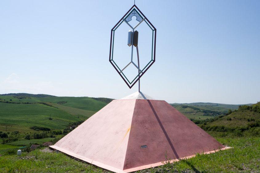 Icoana Rotativă pentru Ploaie și Curcubeu.