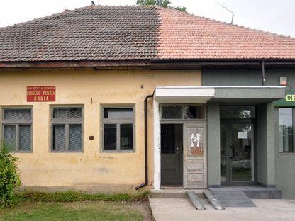 Pescari, haiduci, cai, o doină tristă și doi mielușei sprâncenați