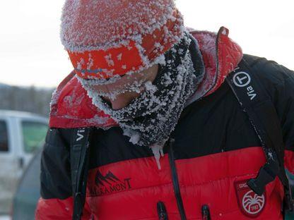 "Am îngheţat în somn. Acum simt că-mi crapă capul. Dar a meritat"