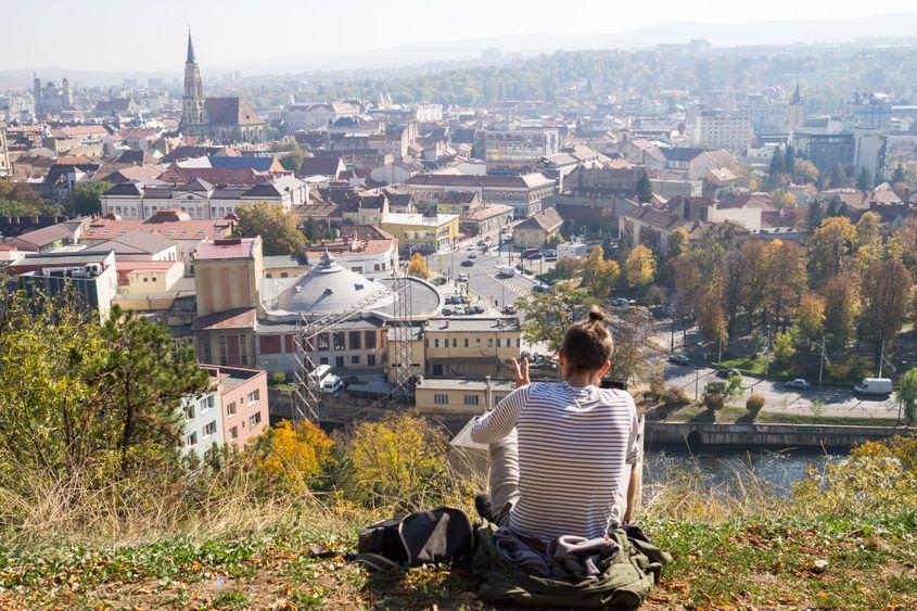 Panoramă a Clujului de pe dealul Cetăţuia. Foto: Raul Ştef