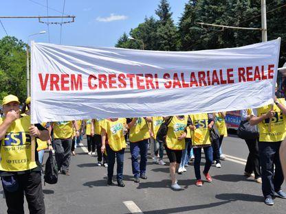 "Huo pentru dom' profesor!" Aveţi 7 încercări