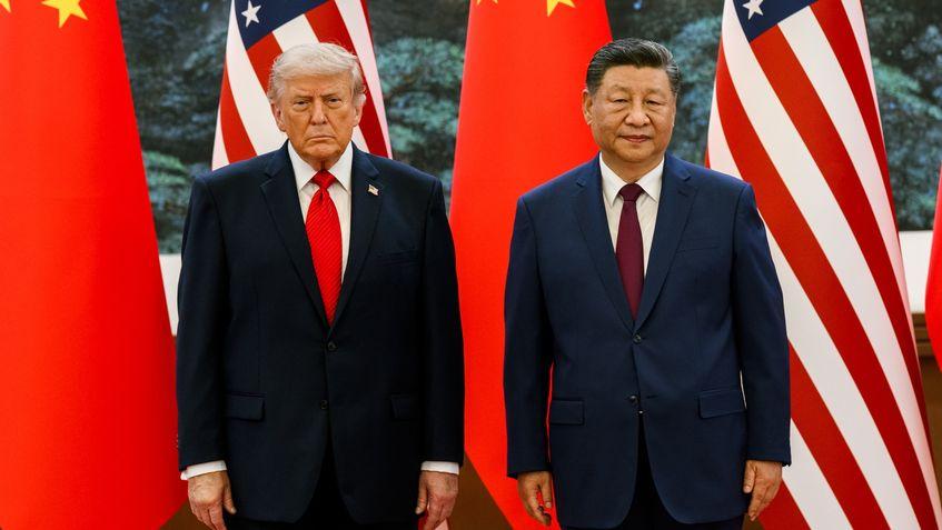 Președintele Donald Trump, în vizită oficială în China, alături de liderul chinez Xi Jinping. Foto: Facebook/Official White House, Daniel Torok