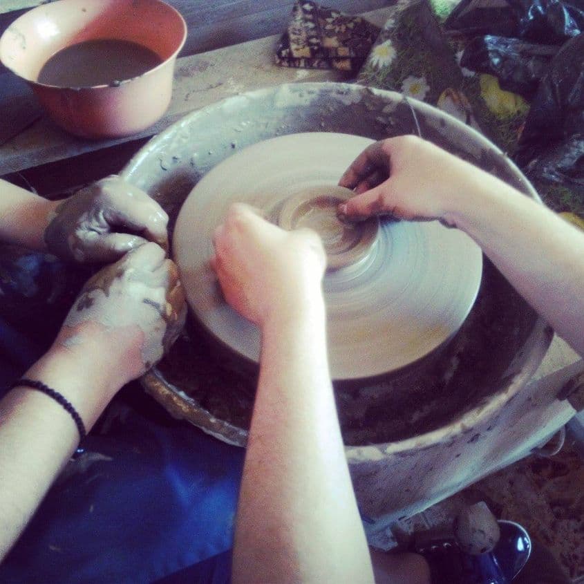 Atelier de olărit în Oltenia. Foto: Arhiva personală