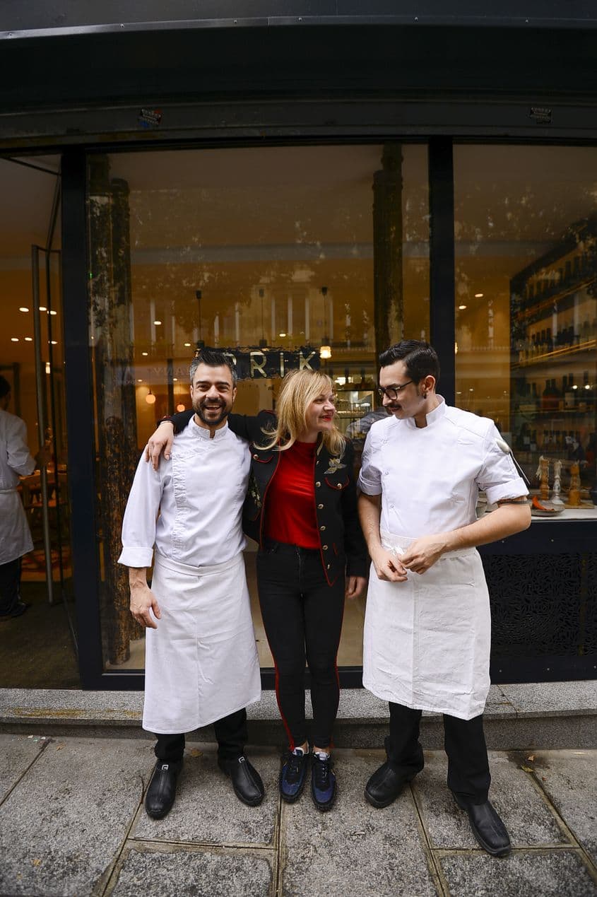 Ecaterina Paraschiv și profesioniștii din bucătăria de la Ibrik. Foto: Pierre Lucet Penato