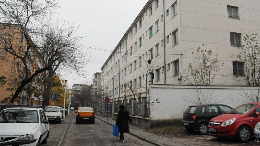 Centrul de pe strada Vasile Stolnicul va fi închis cel puțin o lună.