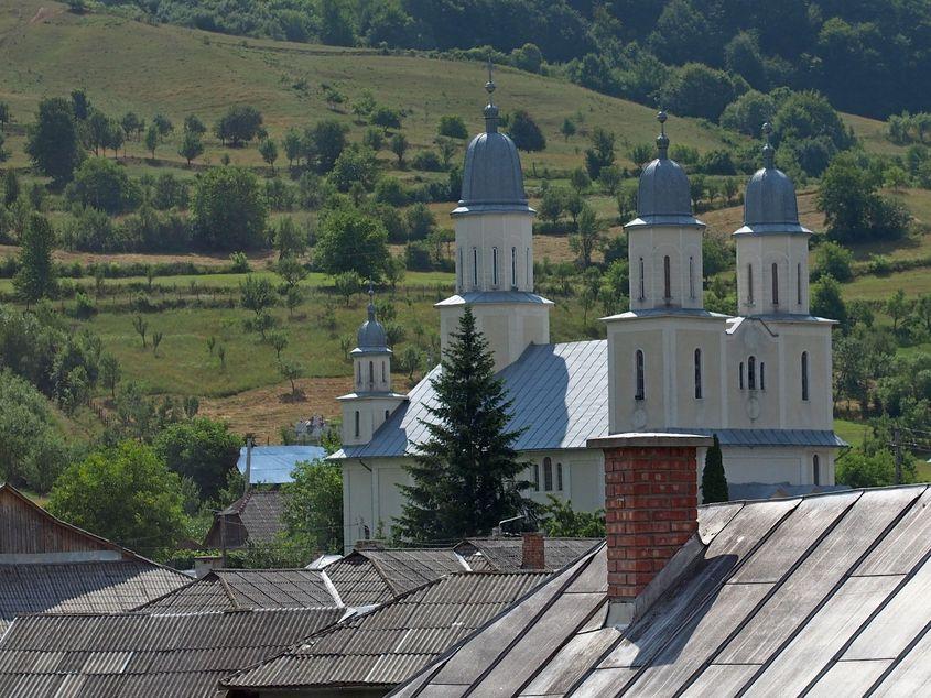 Pentru ca o școală de la țară să producă rezultate, e nevoie de puțin mai mult decât bani. Fotografii: Voicu Bojan