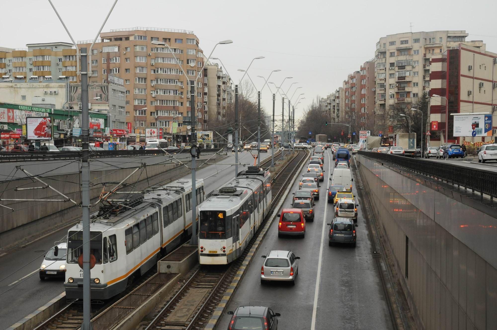 Tramvaiul pe linia 41. Foto Lucian Muntean