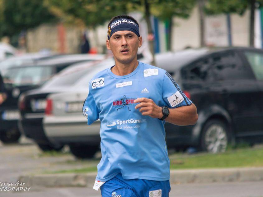 Levi Polgar şi-a pierdut mâna dreaptă când avea 6 ani. Foto: Arhiva personală