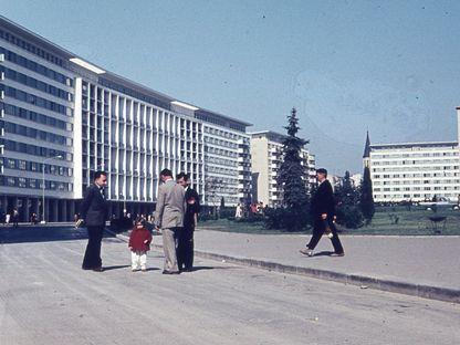 Blocurile de la Sala Palatului - simbol de tristă amintire sau monument istoric?