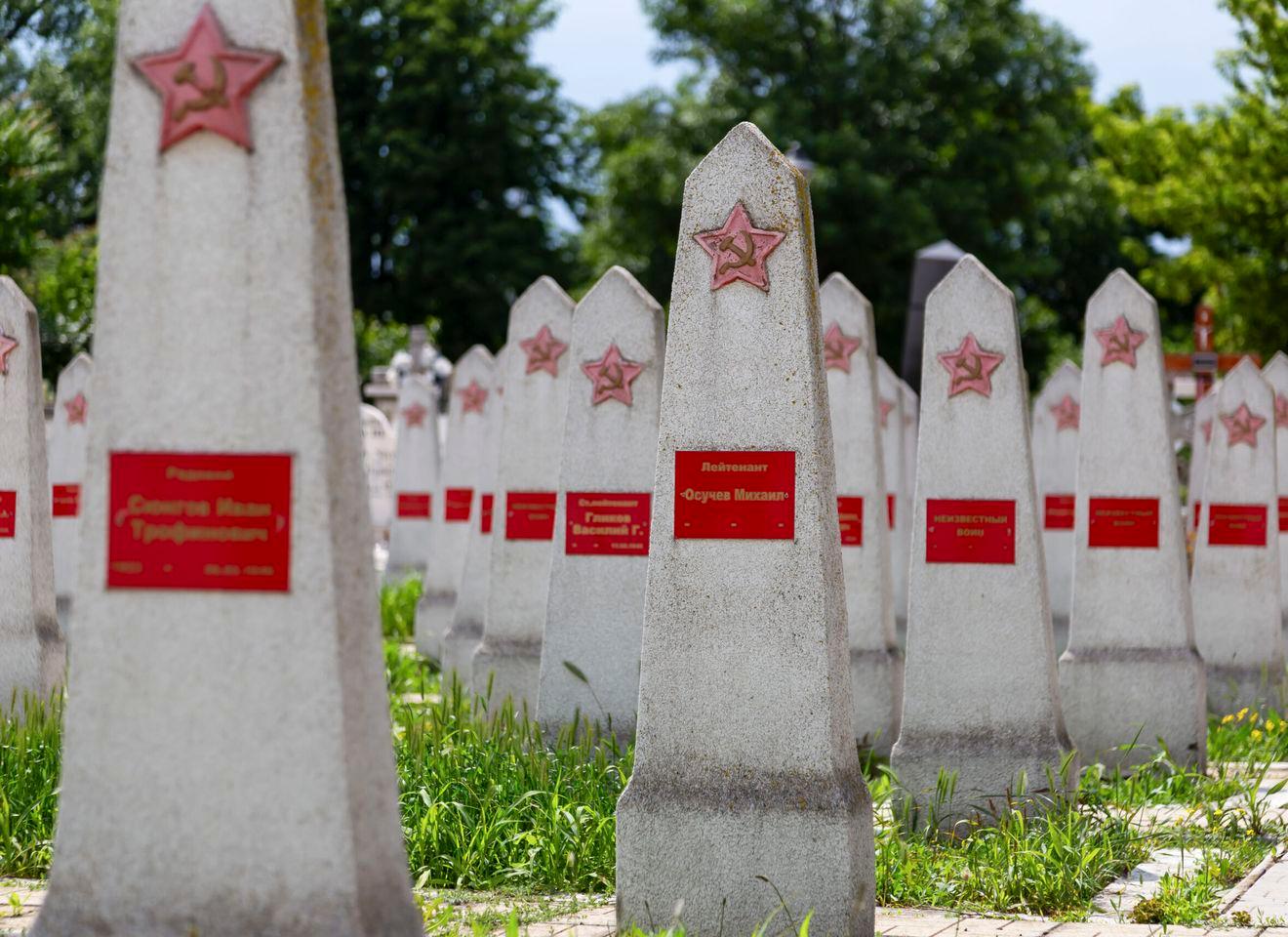 Cimitirul Eternitatea, Galați, 29 mai 2025. Foto: Inquam Photos / Marian Calestru