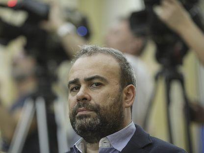 Strategul Darius Vâlcov a plagiat cel puţin 50% din teza sa de doctorat în economie