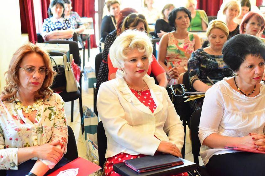 Grațiela Drăghici (în centru). Foto: Lucian Muntean