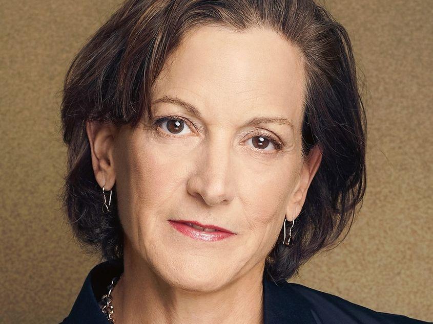 Anne Applebaum este jurnalistă la The Atlantic și istoric, laureată a Premiului Pulitzer. foto: Facebook/Anne Applebaum