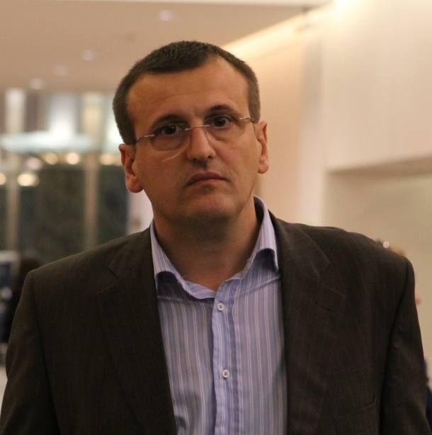 Decanul Facultății de Științe Politice de la Universitatea din București, Crisitan Preda
