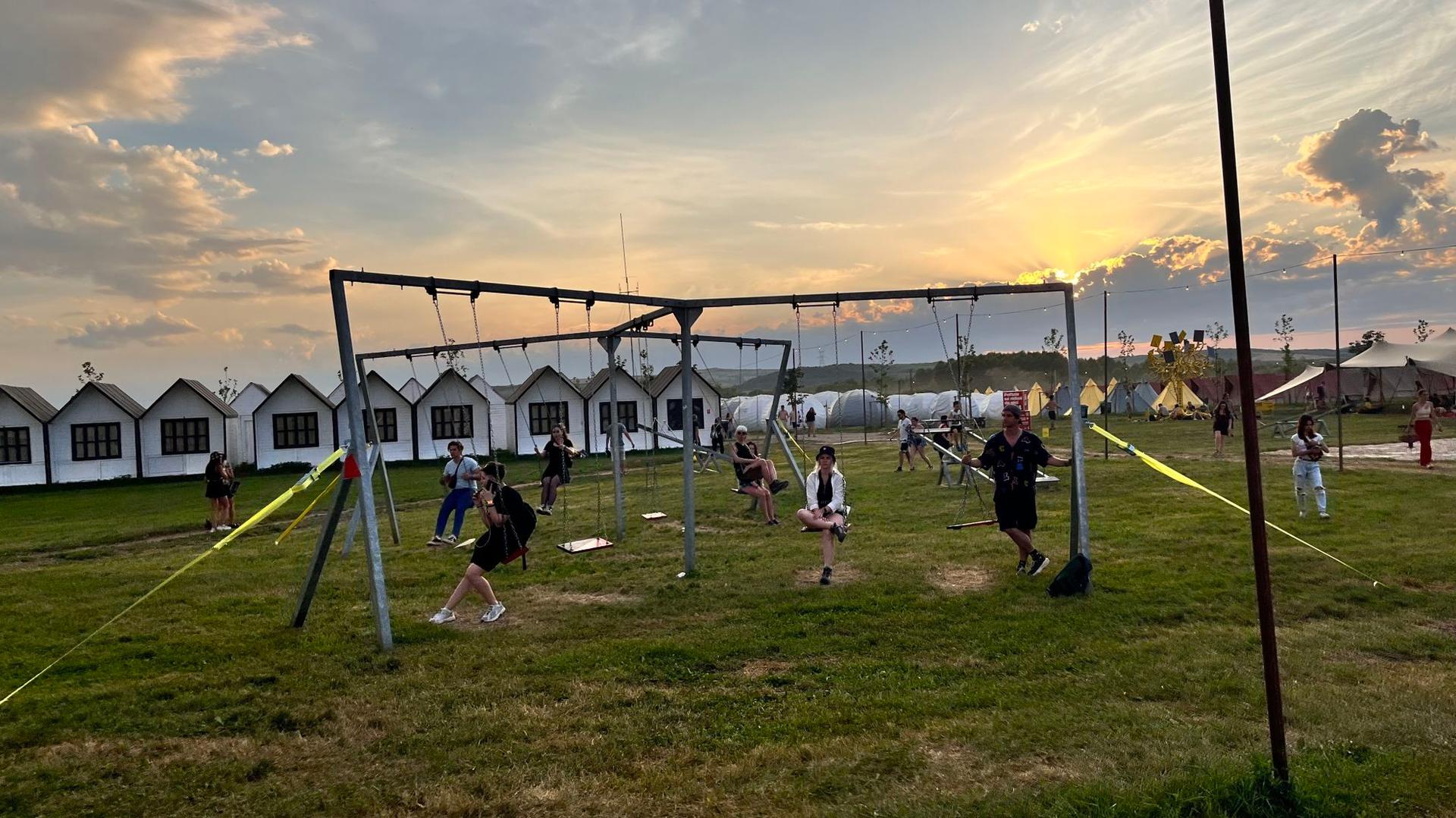 Apus în camping la Electric Castle 2023. Foto: Cristina Foarfă