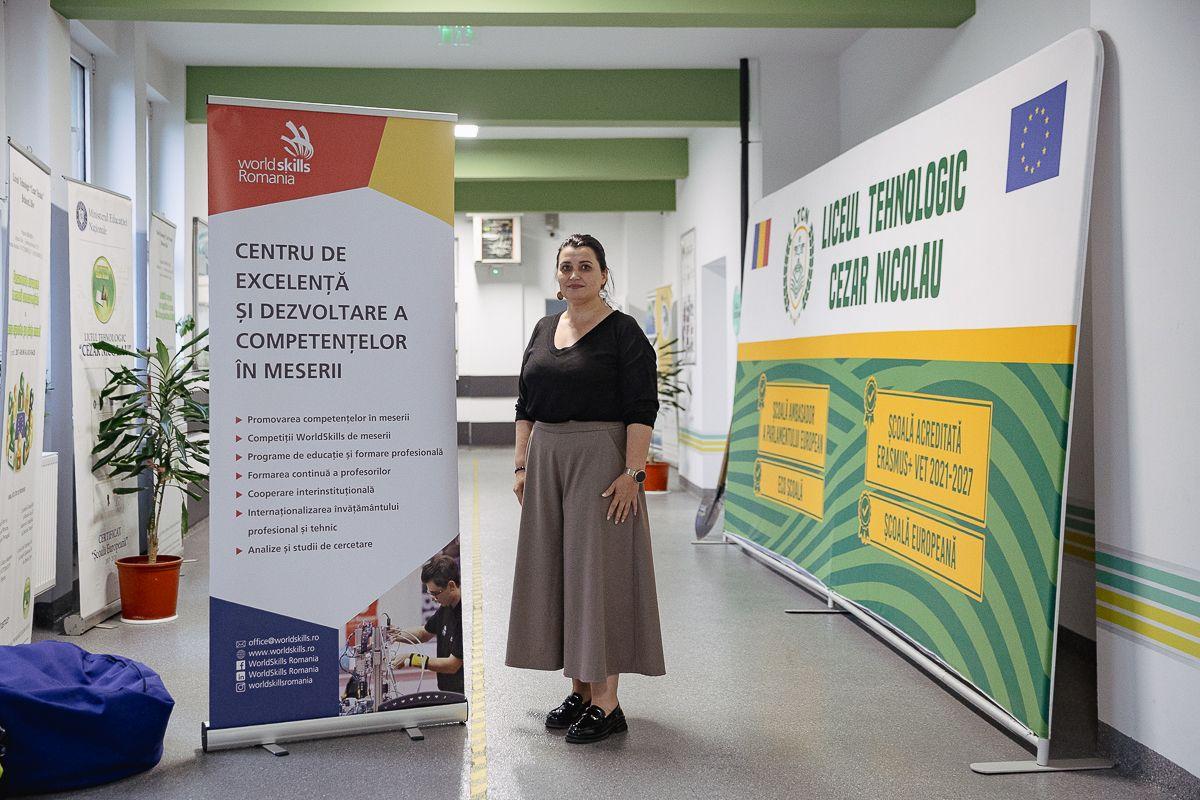 Elena Ariciuc, profesoară de agricultură la Liceul „Demostene Botez” din Trușești, Botoșani. Foto: Eli Driu