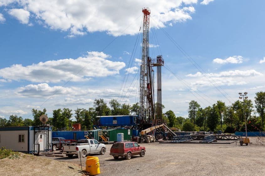 Industria gazelor și petrolului de șist din SUA este principala vizată de Rusia în războiul prețurilor cu Arabia Saudită. Foto: Georgesheldon | Dreamstime.com