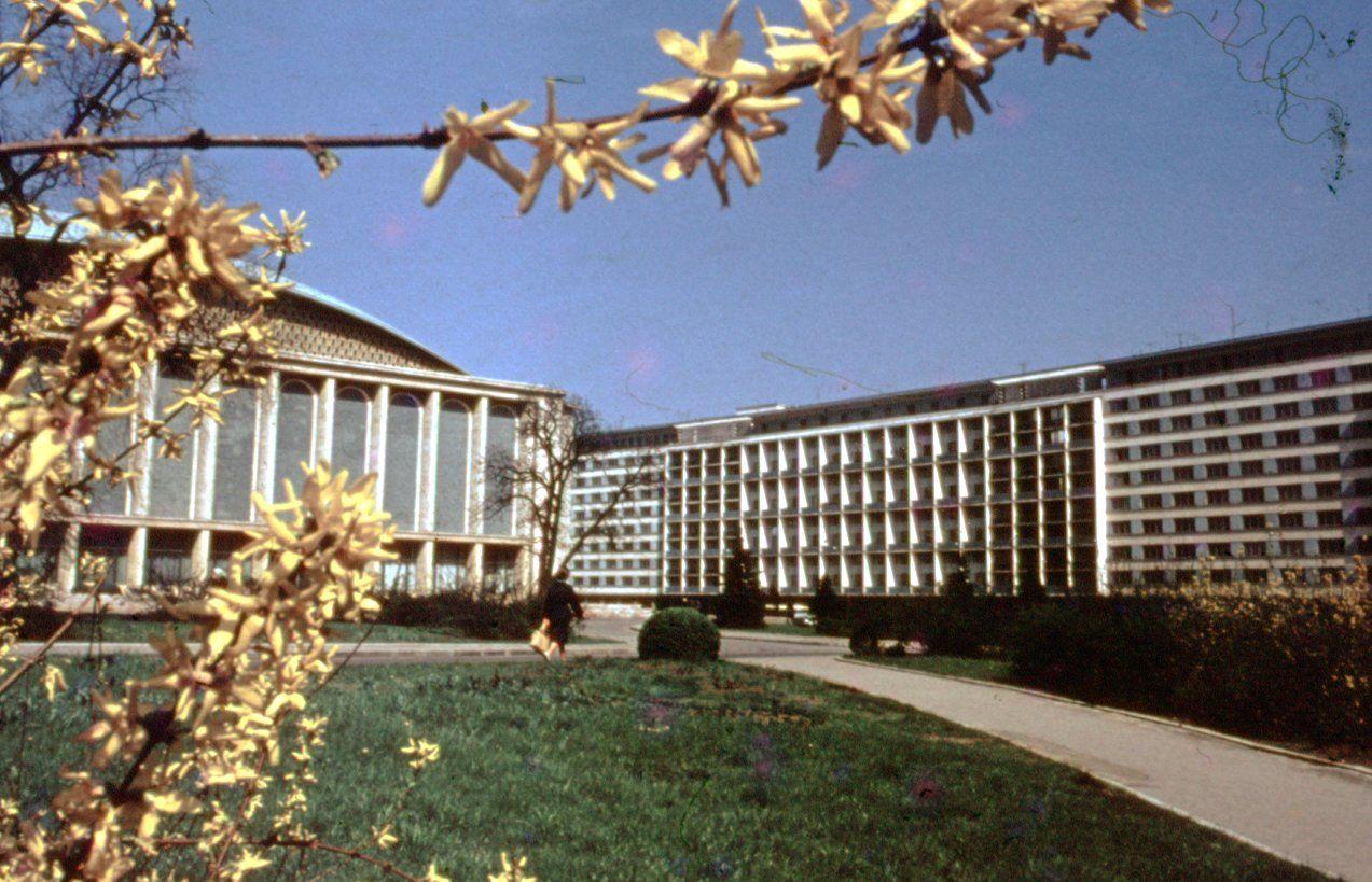 Ansamblul Sălii Palatului, 1959. Foto: Arhiva Uniunii Arhitecților