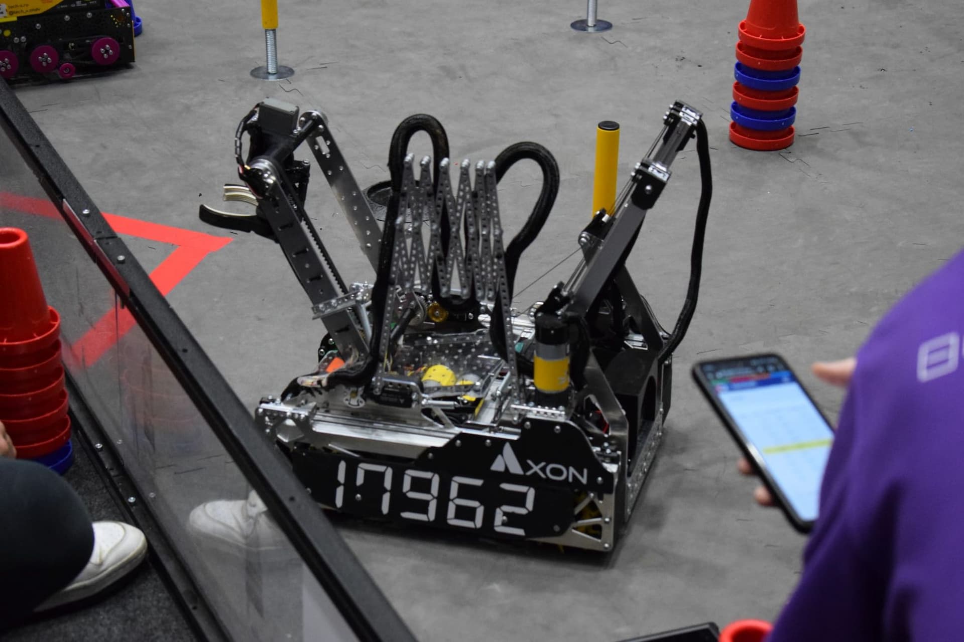 Unul din roboții echipei ploieștene. Foto: arhiva personală Alex Radu