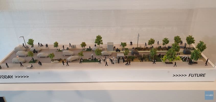 Primăria colaborează cu asociațiile de arhitecți și ingineri pentru a găsi soluțiile tranziției orașului de la unul dedicat mașinilor, la unul dedicat oamenilor.