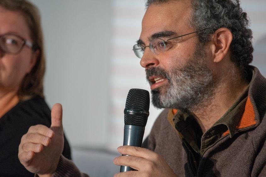 Gonçalo M. Tavares are 48 de ani și s-a născut în Angola. Predă epistemologie la Universitatea din Lisabona. Cărțile sale au fost traduse în peste 50 de limbi. Sursa foto: FICT