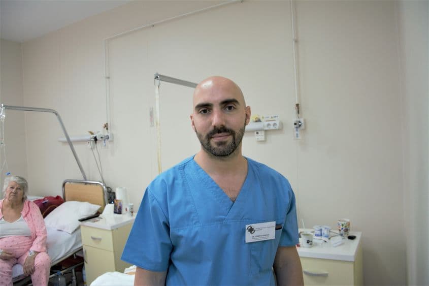 Chirurgul Tawfiq Hamati face naveta între Comănești și Dubai.
