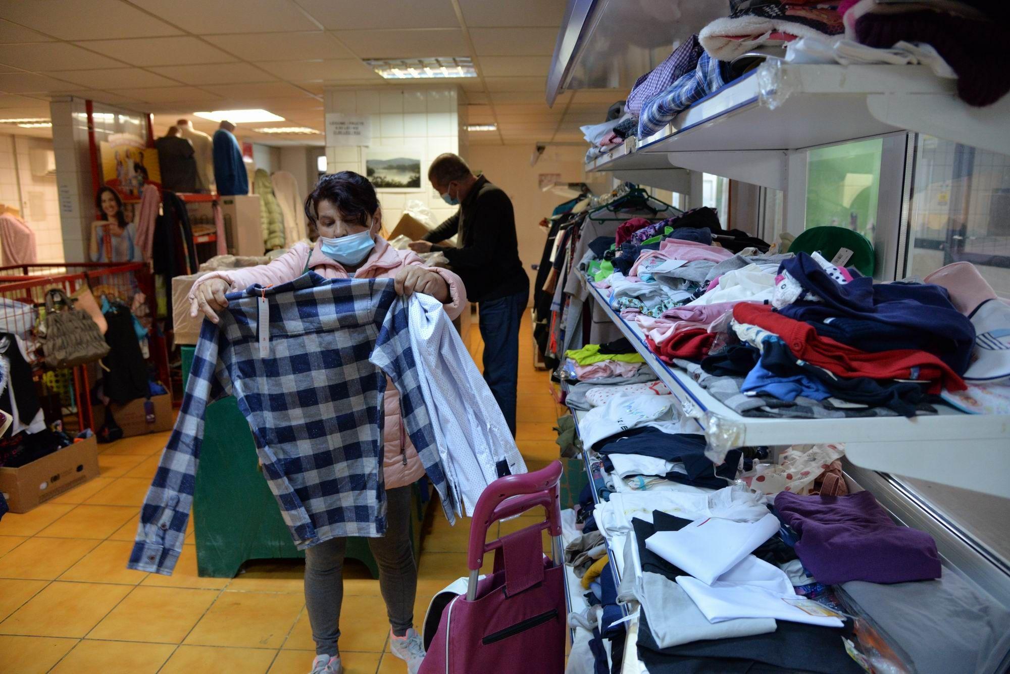 Somaro, magazinul social din Piața Matache. Foto Lucian Muntean