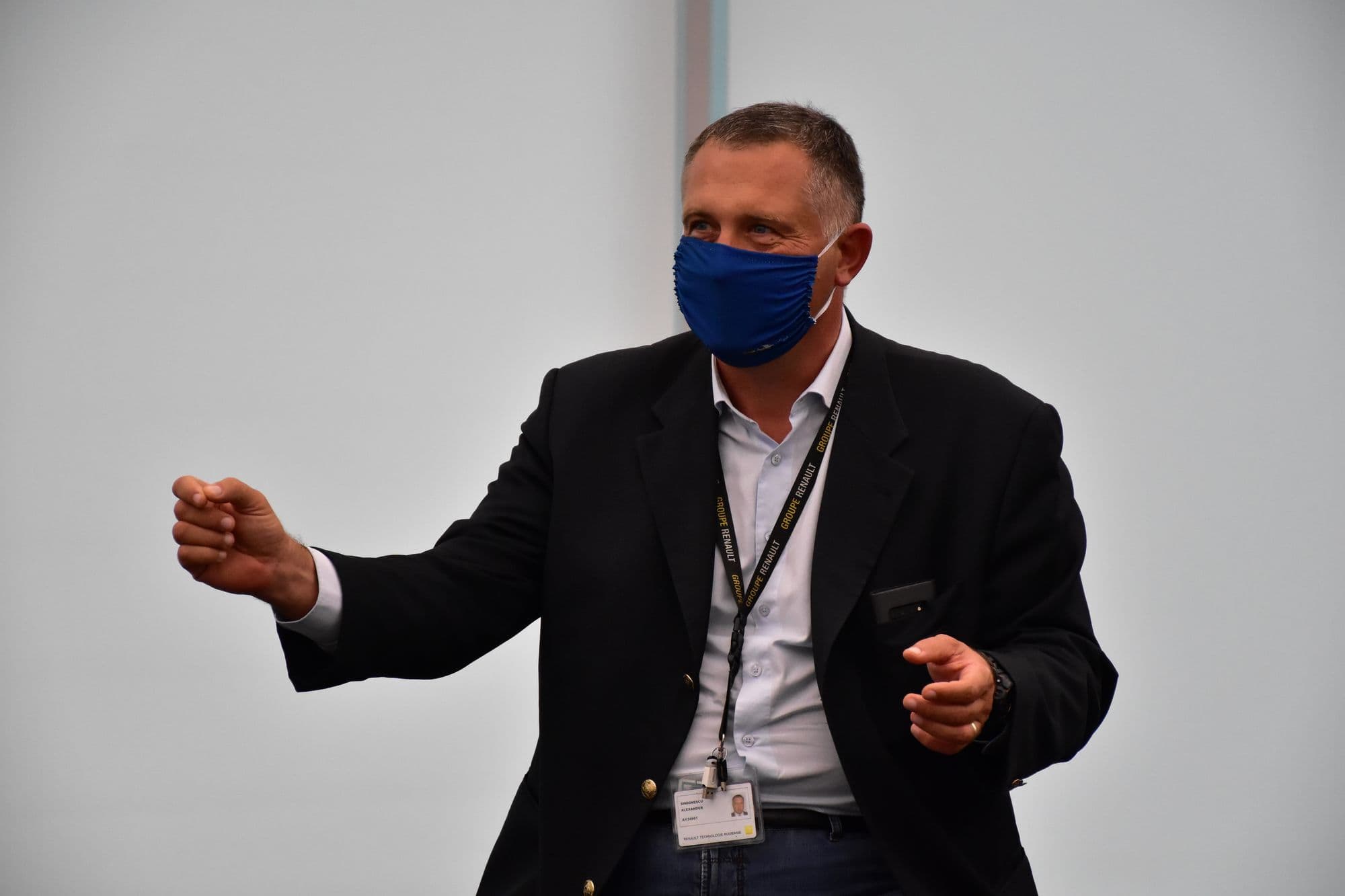 Alexander Simionescu consideră că românii ar trebui să fie mândri de faptul că la RTR se pot crea mașini cu răspândire globală