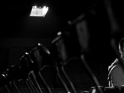 "Antisocial": spectacolul care demască ipocrizia din școlile românești