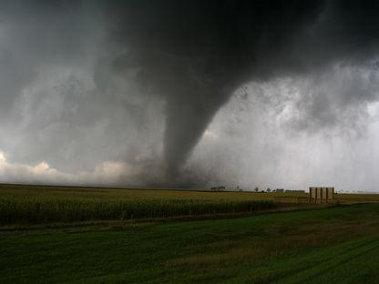 Cercetător român din Marea Britanie: Atenție, începe sezonul tornadelor!